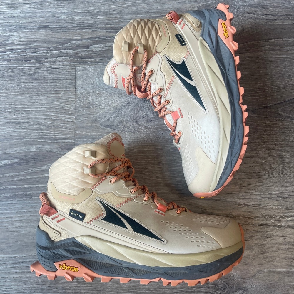 Altra Olympus 5 Hike Mid GTX Womens 8 Sand Coral Gore-Tex Hiking Boots
